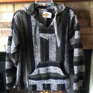 Hooded drug rug XL new never worn hoodie